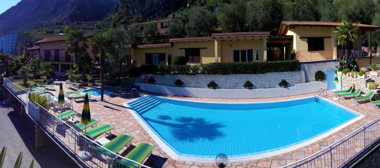 Appartamenti Villa Clivia Limone sul Garda Luaran gambar